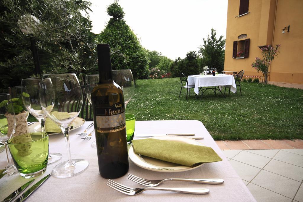 Agriturismo Gaggioli Borgo Delle Vigne Zola Predosa Buitenkant foto