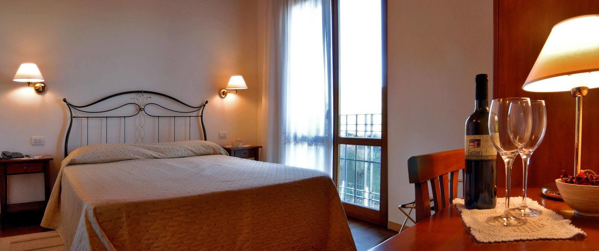 Agriturismo Gaggioli Borgo Delle Vigne Zola Predosa Buitenkant foto